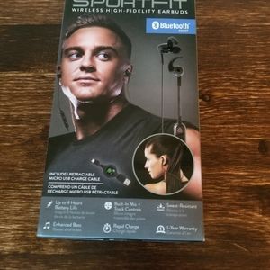 Sport earbuds